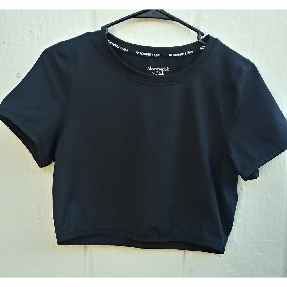 Black Athletic Crop Top